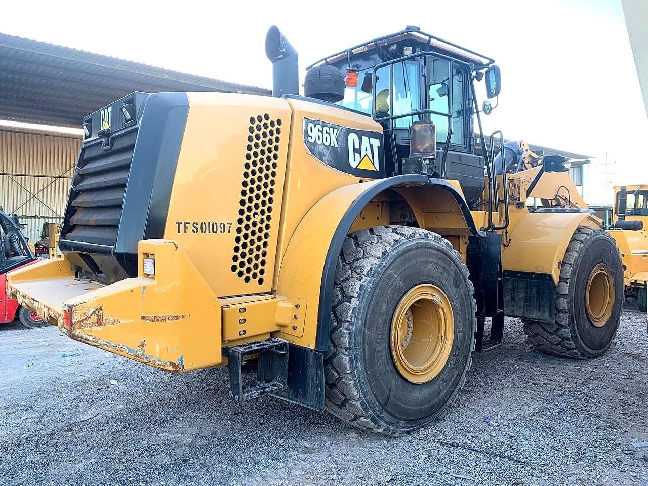 CAT 966K